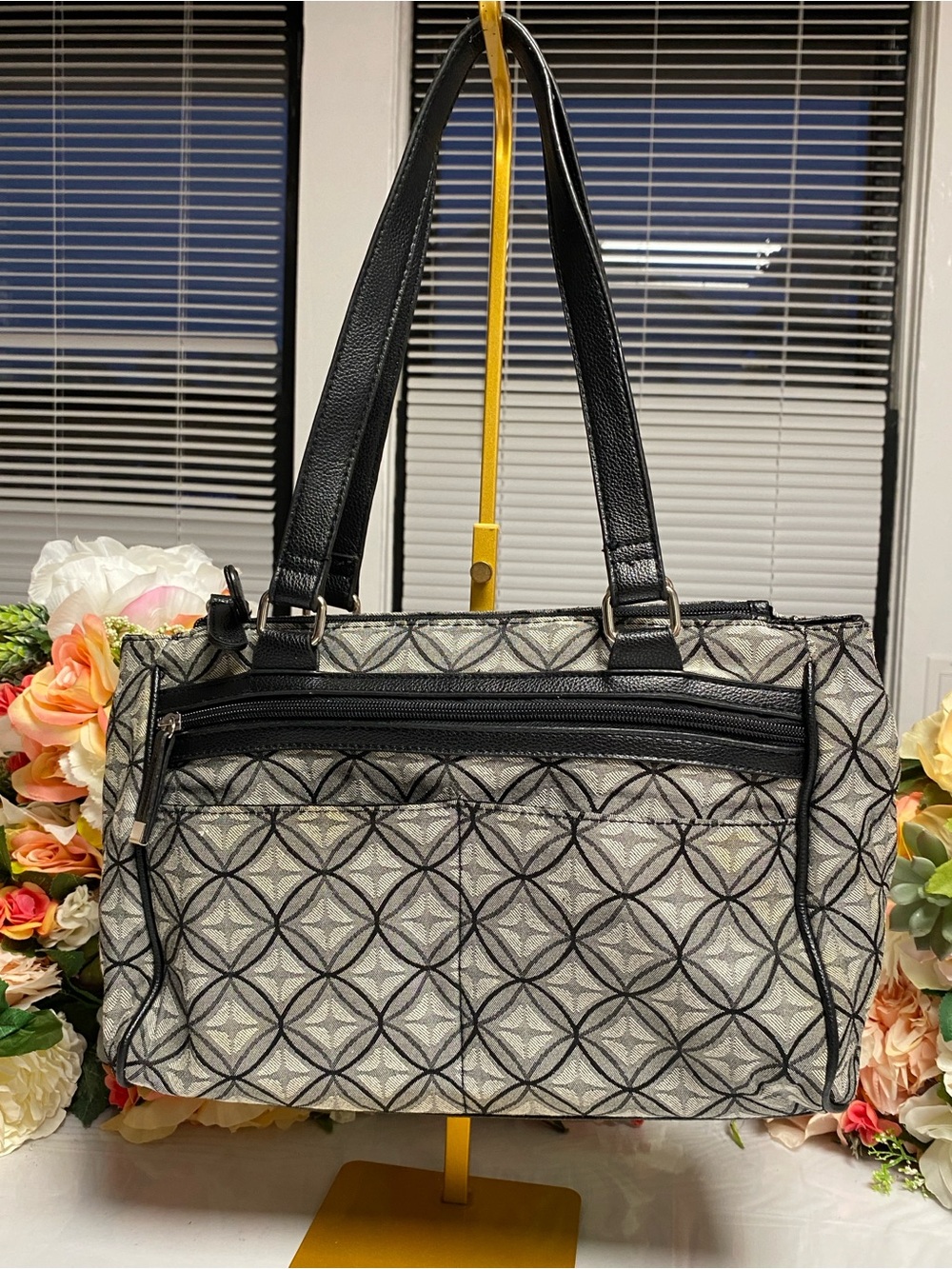 Geometric Multi Pocket Tote Shoulder Bag Gray Black Organizer